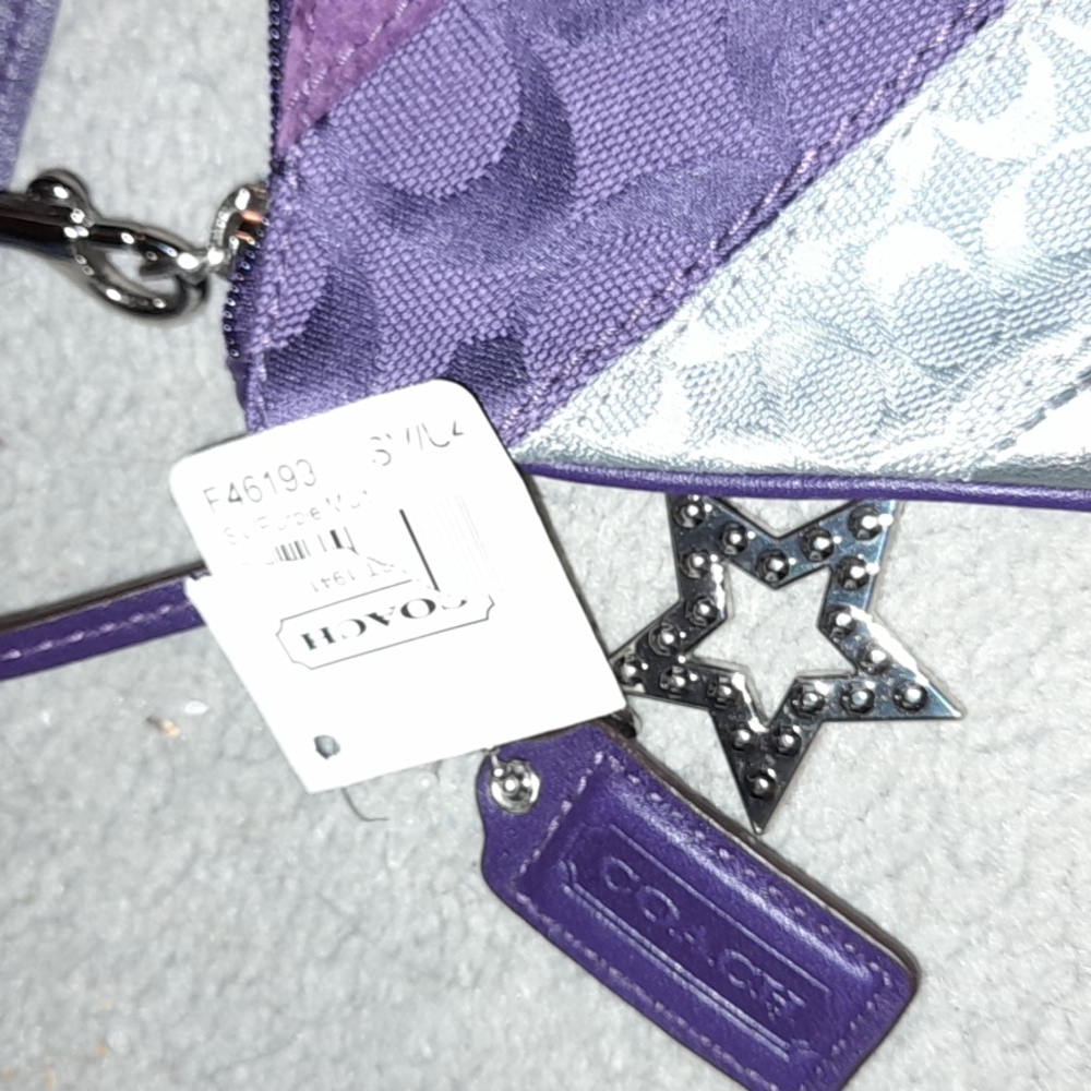 Nwt! Coach Purple Patchwork Signature Shoulder Bag with Silver Accents - Picture 7 of 9